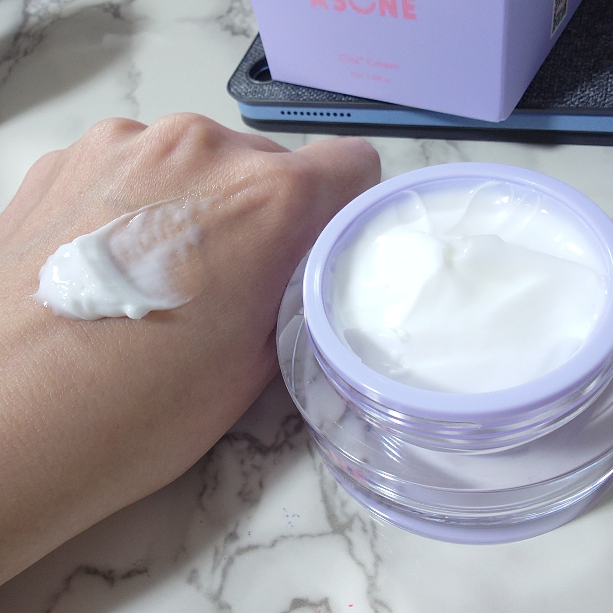 シカクリーム/ASUNE /フェイスクリームを使ったクチコミ（3枚目）