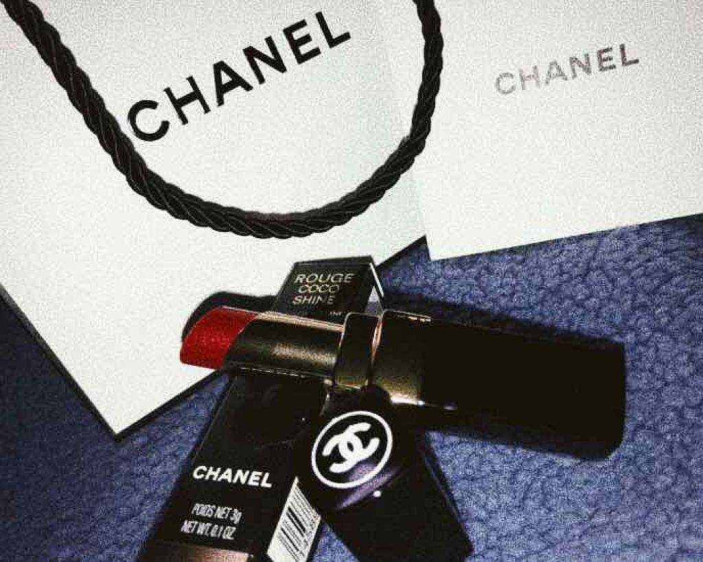 ルージュ ココ シャイン/CHANEL/口紅を使ったクチコミ(1枚目)