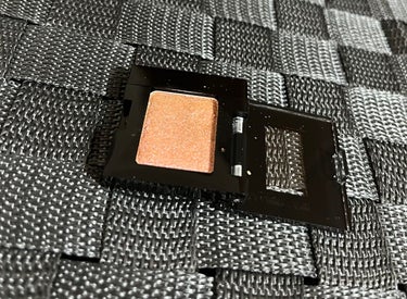 プレスド アイシャドー（レフィル） ME ソフトコッパー 270 A/shu uemura/パウダーアイシャドウを使ったクチコミ（2枚目）