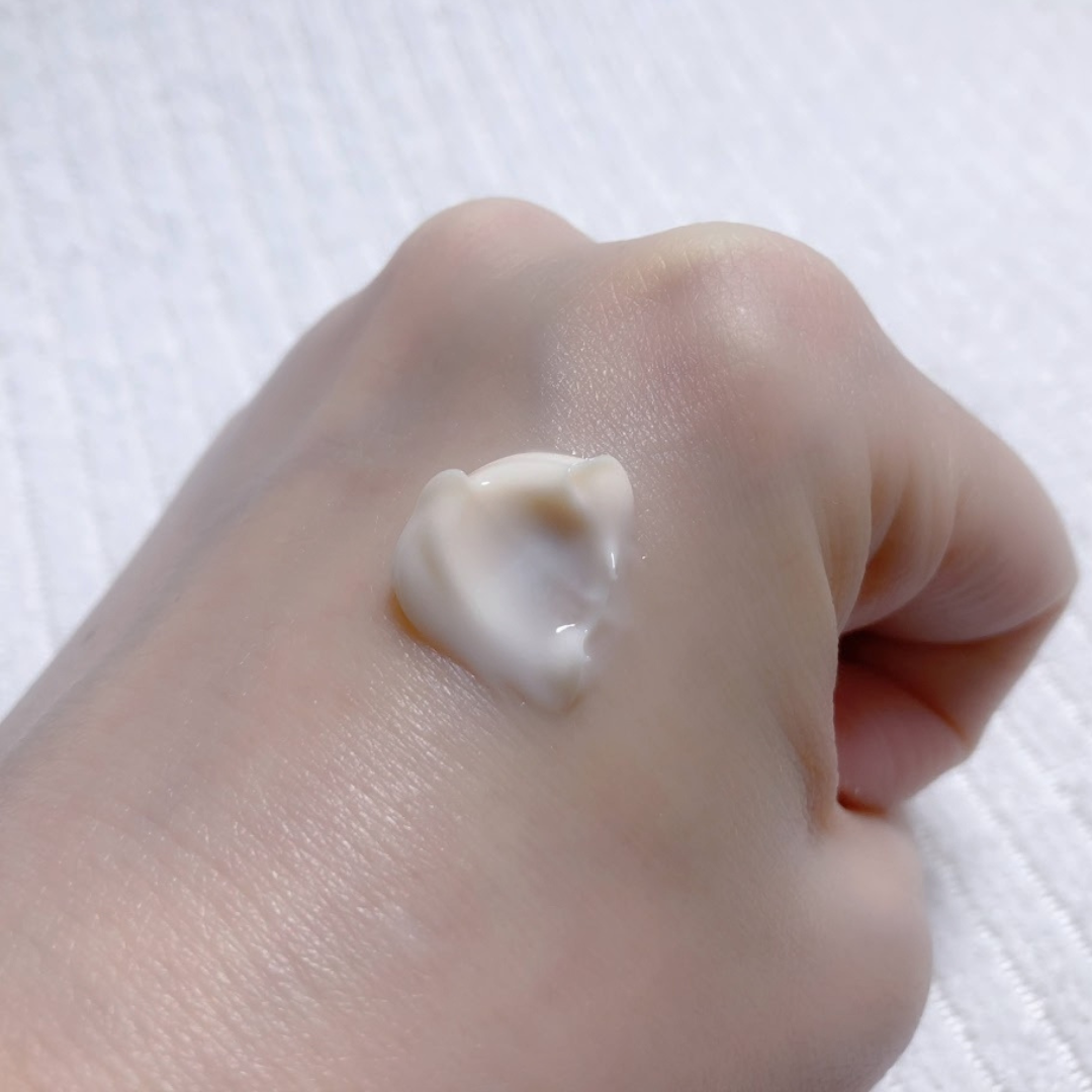 アプソリュ ザ ソフトクリーム/LANCOME/フェイスクリームを使ったクチコミ（3枚目）