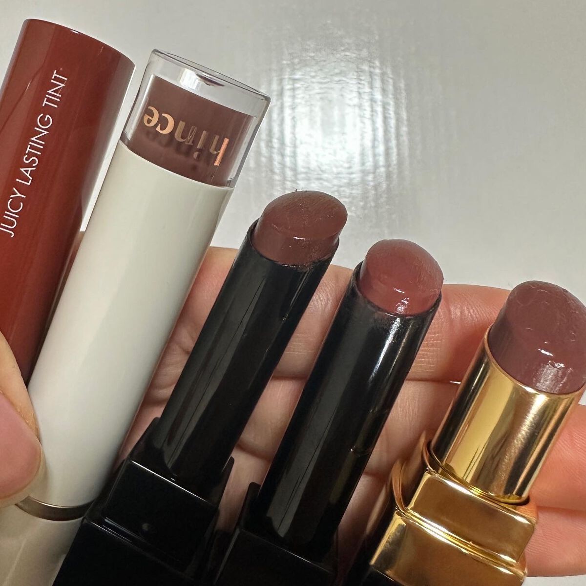 ジューシーラスティングティント/rom&nd/リップティントを使ったクチコミ(3枚目)