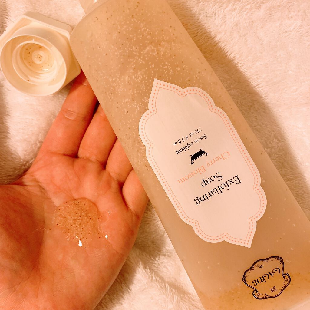 エクスフォリエーティングボディソープ チェリーブロッサム/Laline/ボディスクラブを使ったクチコミ(2枚目)