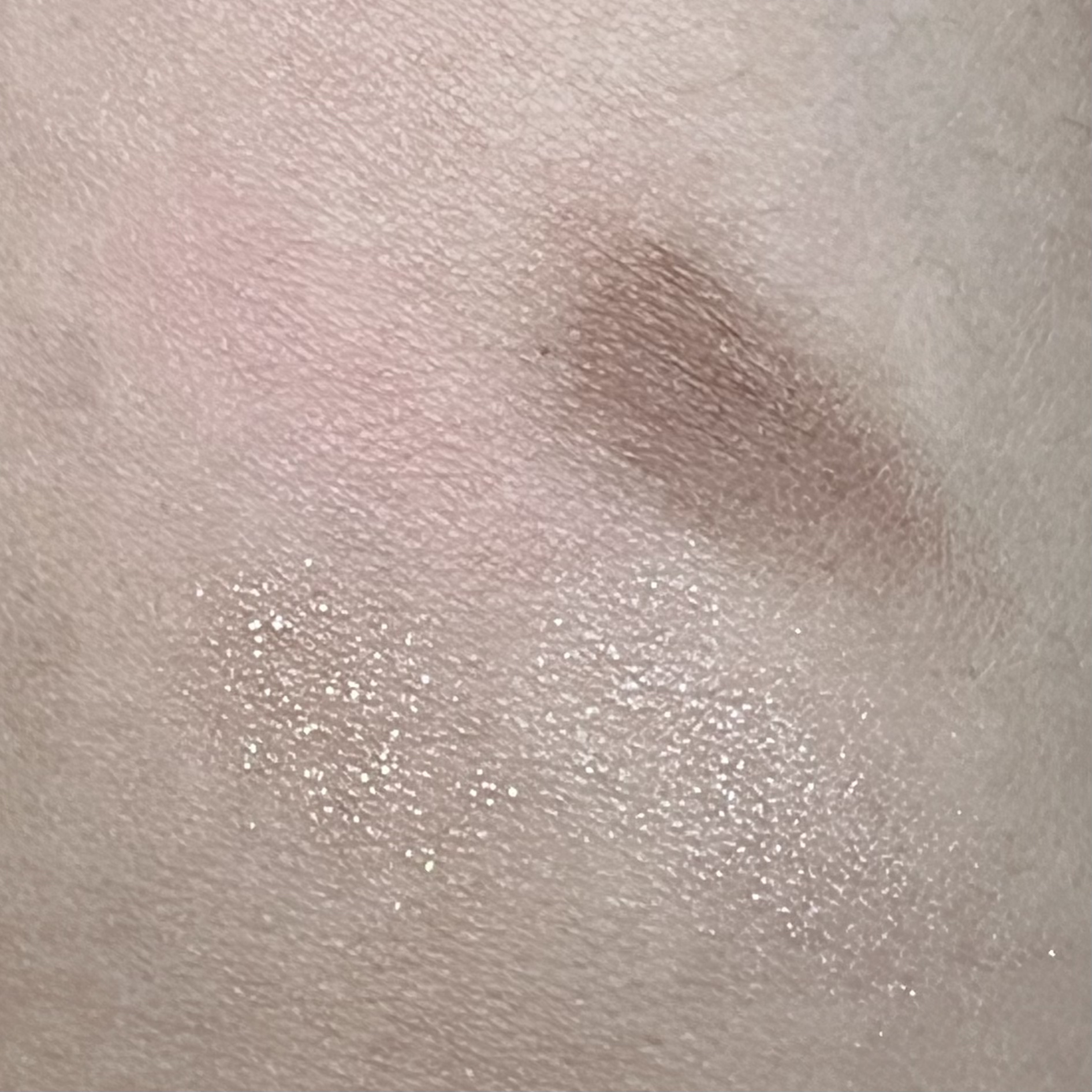 THE アイパレR 04 強がりのピンクグレージュ【新】/b idol/アイシャドウパレットを使ったクチコミ（3枚目）