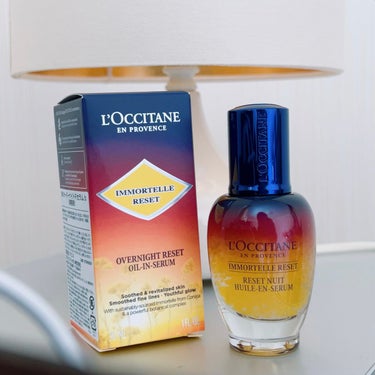 生花の香りで、ほんっっっとうに癒される💐

𓇬

L'OCCITANE
イモーテル オーバーナイトリセットセラム

𓇬

夜用美容液で、普段のアイテムにプラスワンするアイテム🤍


化粧水→→→美容液→