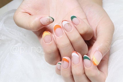 shino on LIPS 「ディズニーシーに行くと言うことでさりげなくプーさんネイル!風船..」(2枚目)