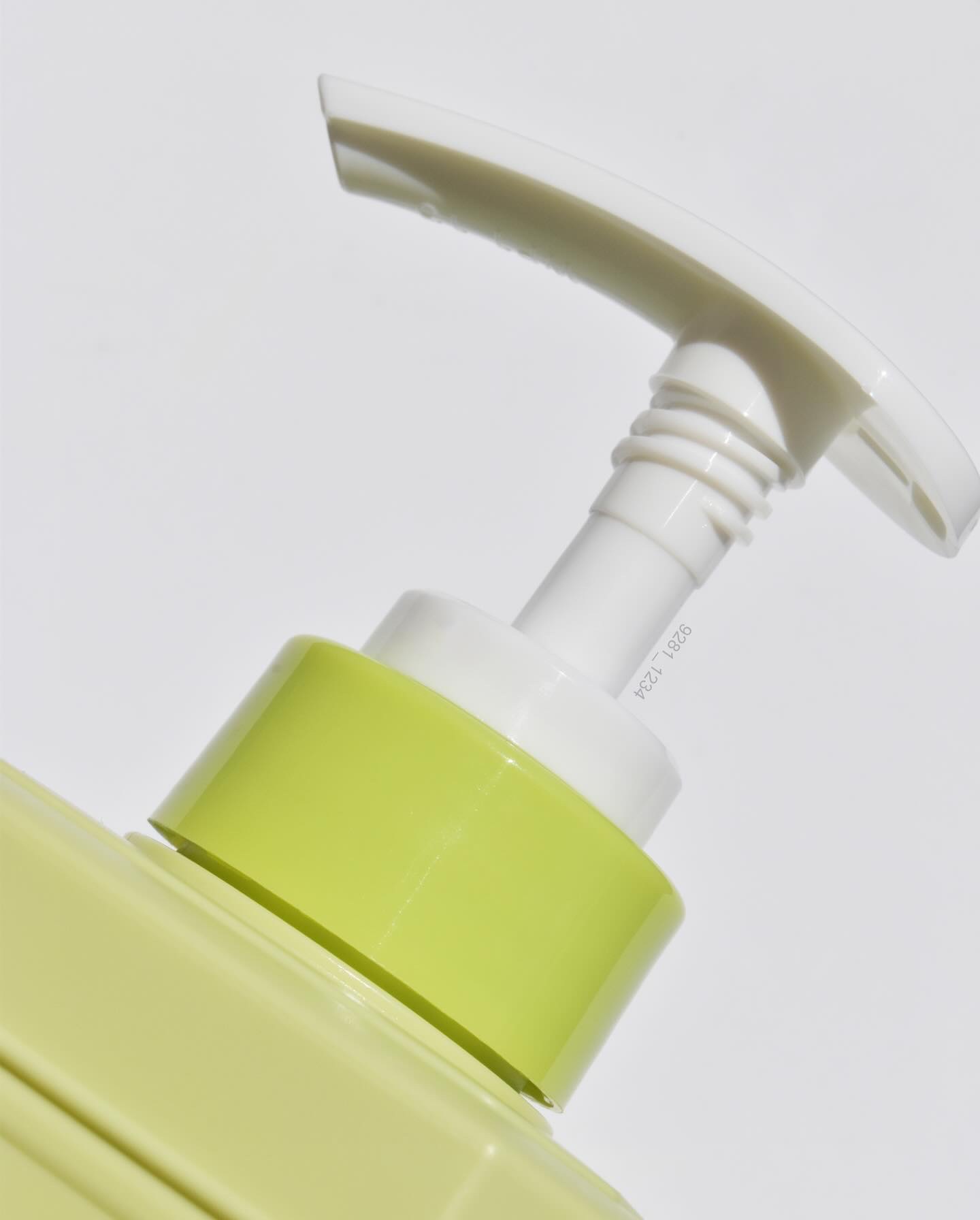 清柑柚子コンブチャパヒューム薄毛ケアシャンプー/TEABLESS/市販シャンプーを使ったクチコミ（3枚目）