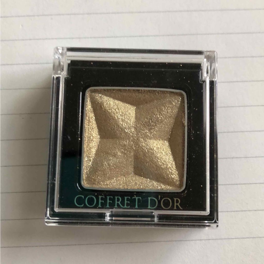 アイカラー/コフレドール/単色アイシャドウを使ったクチコミ(1枚目)