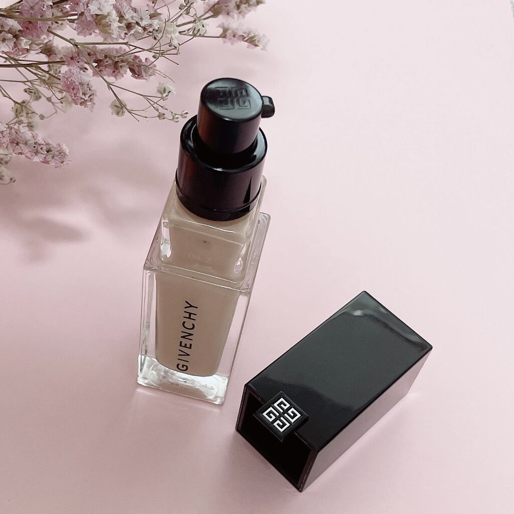 プリズム・リーブル・スキンケアリング・グロウ 1-C105/GIVENCHY/リキッドファンデーションを使ったクチコミ（1枚目）