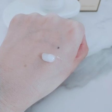 みぃ on LIPS 「PALATIUMPURGRÂCEmoistureessence..」(4枚目)