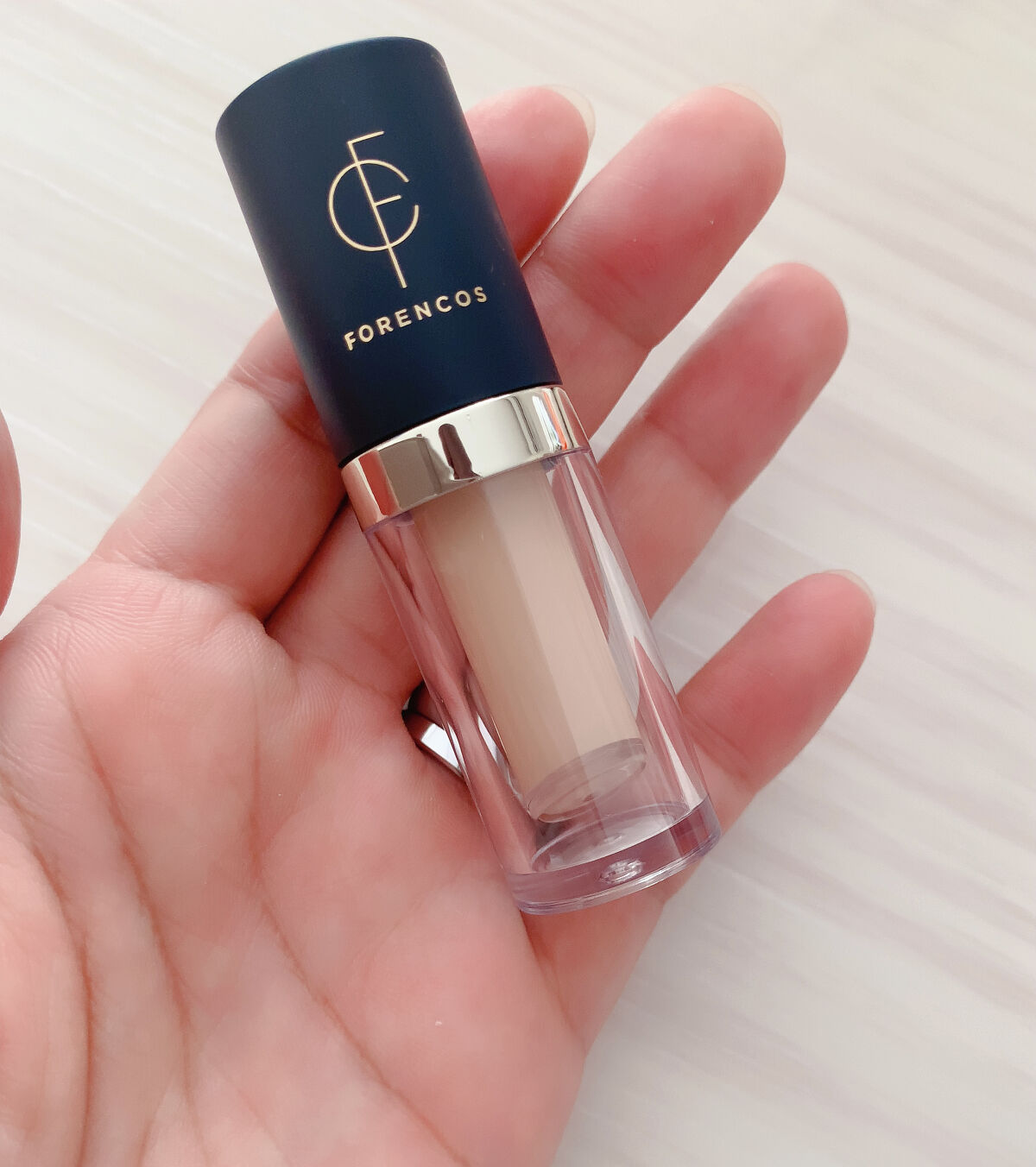 タトゥーウォータープルーフスカーコンシーラー 01M ミディアムベージュ/フォレンコス/リキッドコンシーラーを使ったクチコミ（2枚目）