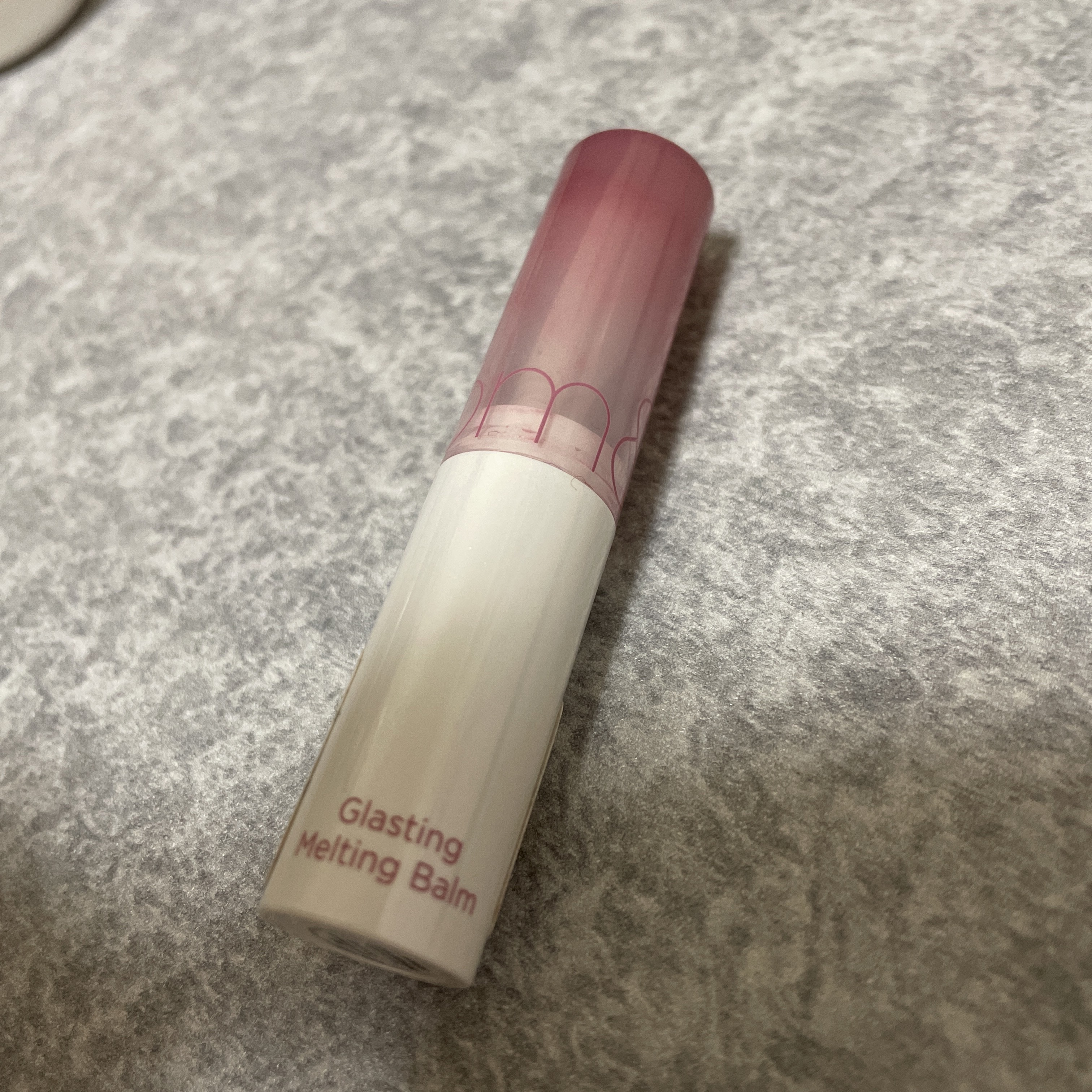 グラスティングメルティングバーム/rom&nd/リップバームを使ったクチコミ（2枚目）