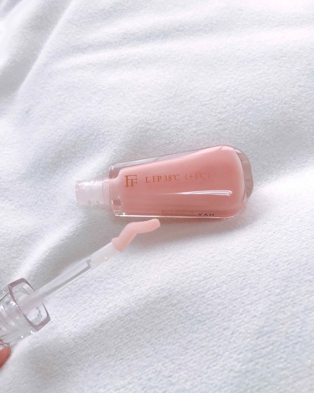 38°C / 99°F リップトリートメント (リップ美容液)/UZU BY FLOWFUSHI/リップケアを使ったクチコミ（2枚目）