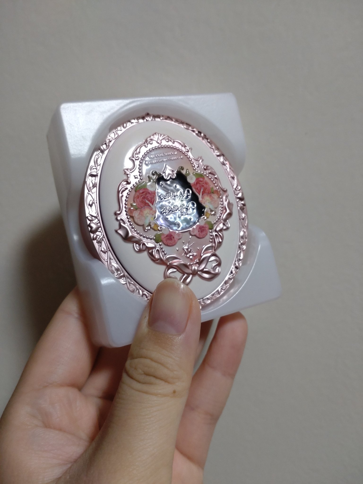 ミッドサマーフェアリーテイルズ コレクション ベルベットチークブラッシュ/FlowerKnows/パウダーチークを使ったクチコミ（3枚目）