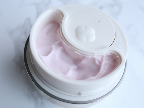 ココチ エージー グローイング エッセンス クリーム マスク/COCOCHI/フェイスクリームを使ったクチコミ（3枚目）