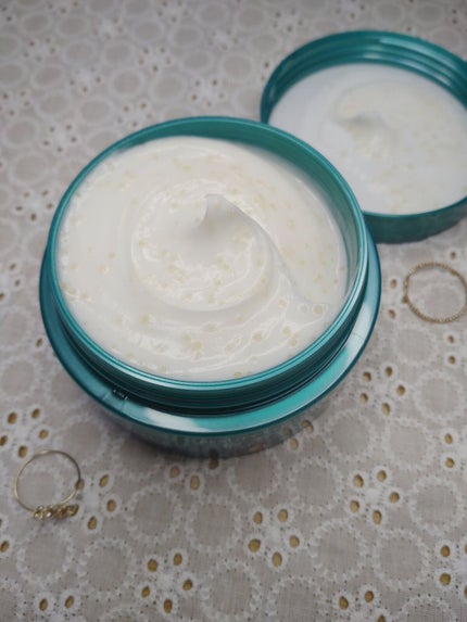 ビューティーチャージ ナイトスペリア/アトリックス/ハンドクリームを使ったクチコミ(2枚目)