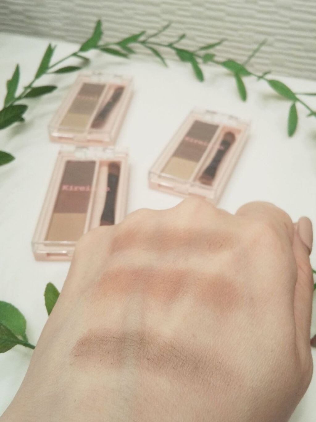 アイブロウパウダー 03 アッシュブラウン/Kirei&co./パウダーアイブロウを使ったクチコミ（2枚目）