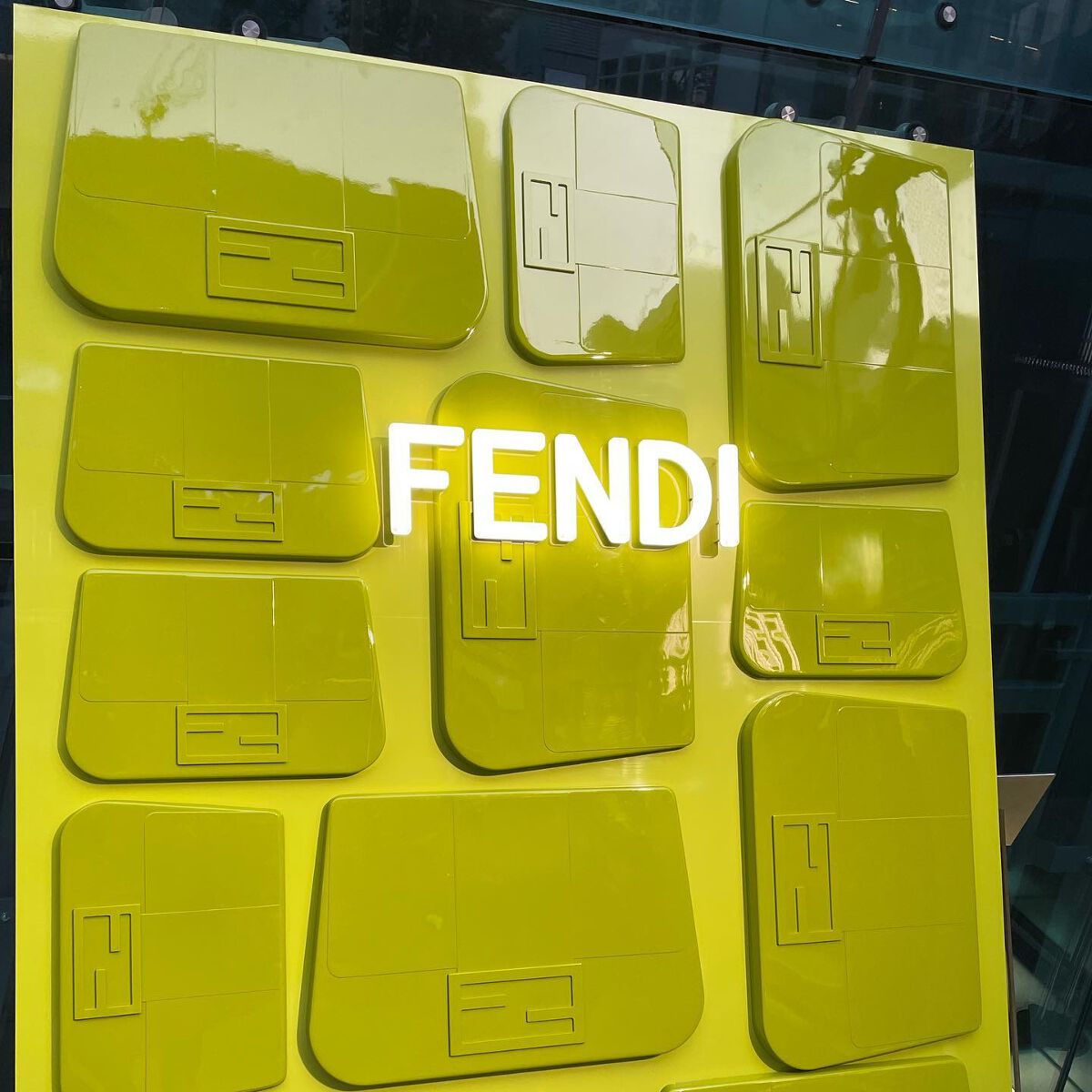 すぅ on LIPS 「ʚ♡ɞ✧*。FENDICAFFEフェンディカフェ✧*。FEND..」(3枚目)