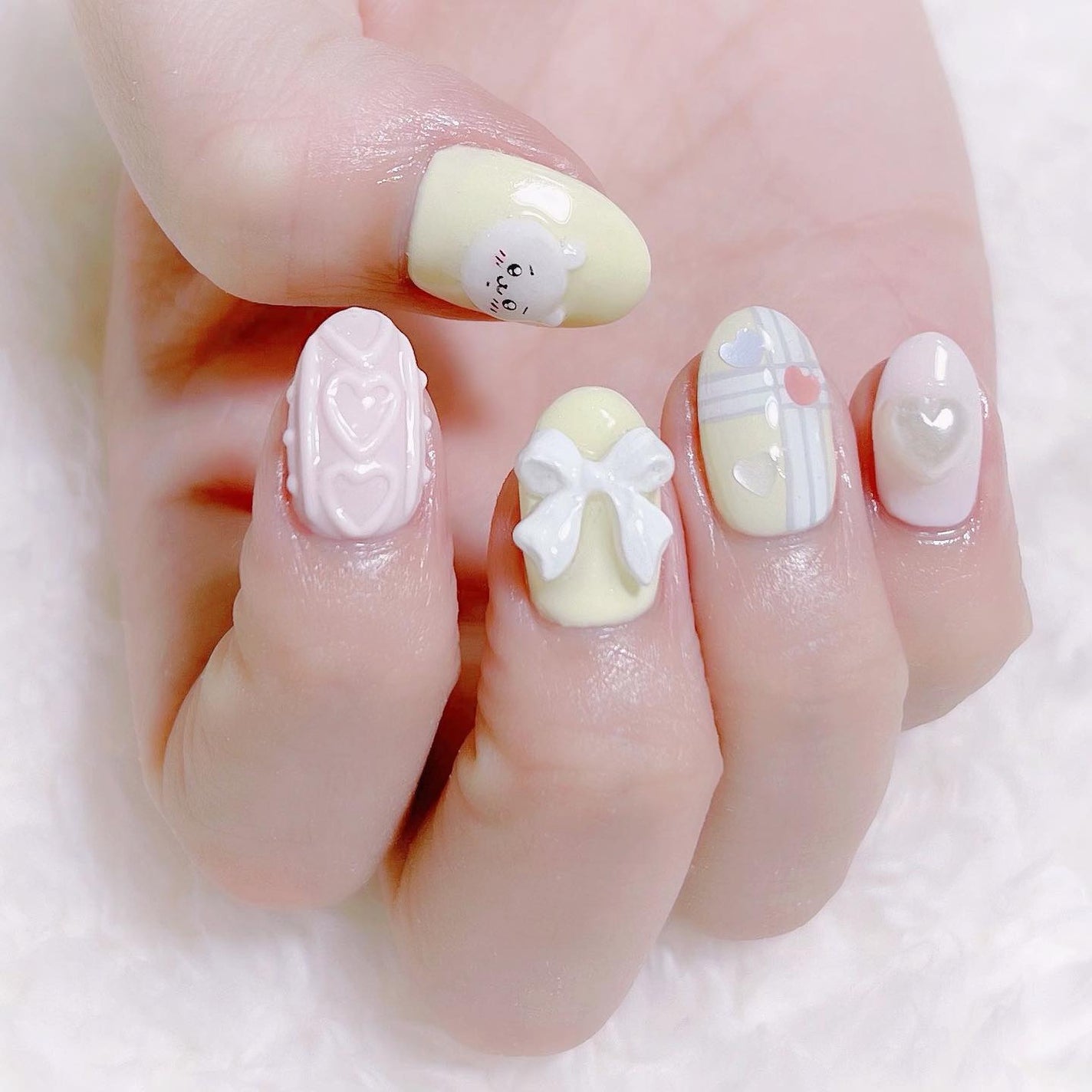 なかやまちえこ on LIPS 「きいろとぴんく♡⠀⠀@cv_yuma_⠀@youmenosay..」(2枚目)