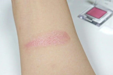 ミネラルアイバーム ロゼソーダ <限定色>/エトヴォス/ジェル・クリームアイシャドウを使ったクチコミ(2枚目)