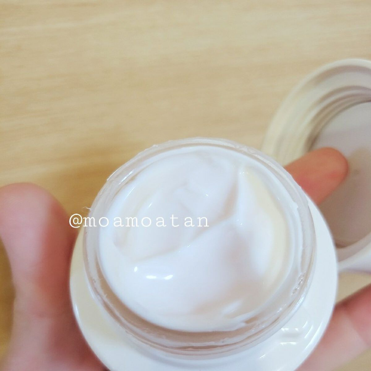 カネボウ フレッシュ デイ クリーム/KANEBO/化粧下地を使ったクチコミ（2枚目）