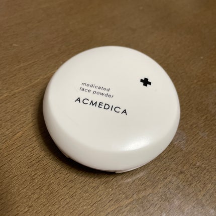 アクメディカ 薬用 フェイスパウダー クリア N/ナリスアップ/プレストパウダーを使ったクチコミ(1枚目)