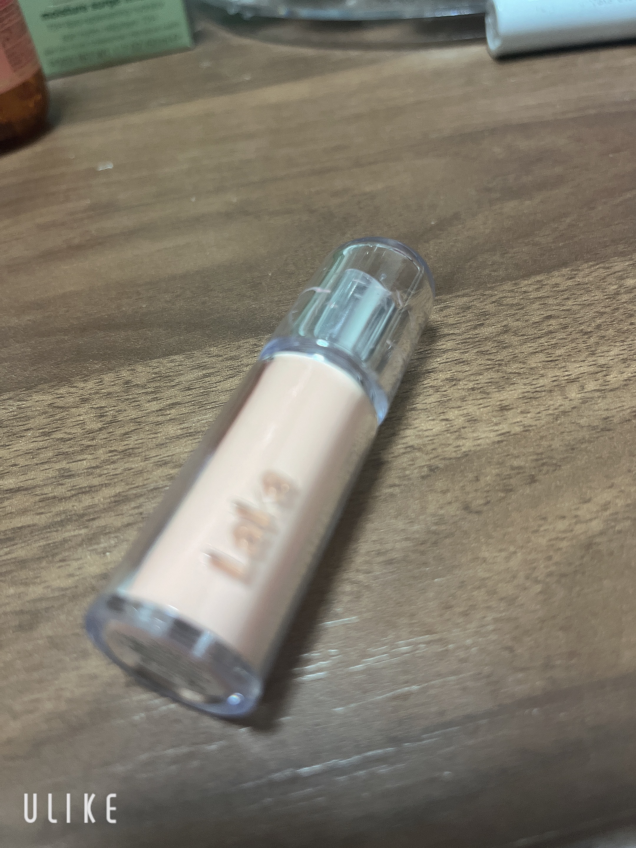 ボンディンググロウリップスティック/Laka/口紅を使ったクチコミ（1枚目）