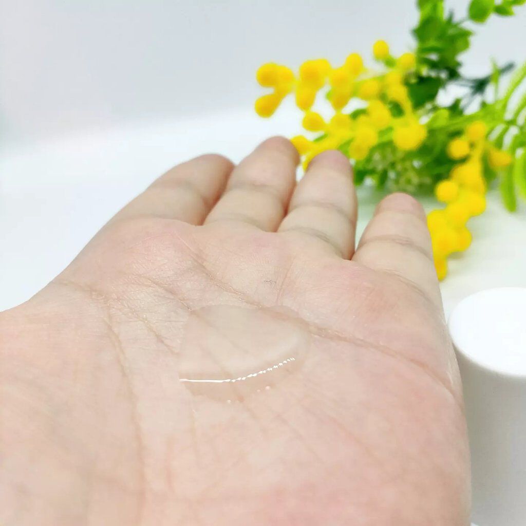 スタイリングオイル<タイト＆ウェット>/COHARU/ヘアオイルを使ったクチコミ（2枚目）