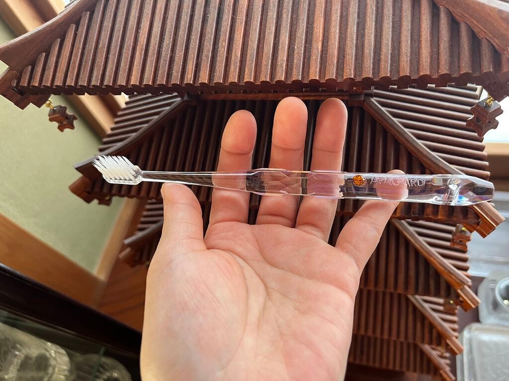 アパガードクリスタル歯ブラシ/アパガード/歯ブラシを使ったクチコミ(2枚目)