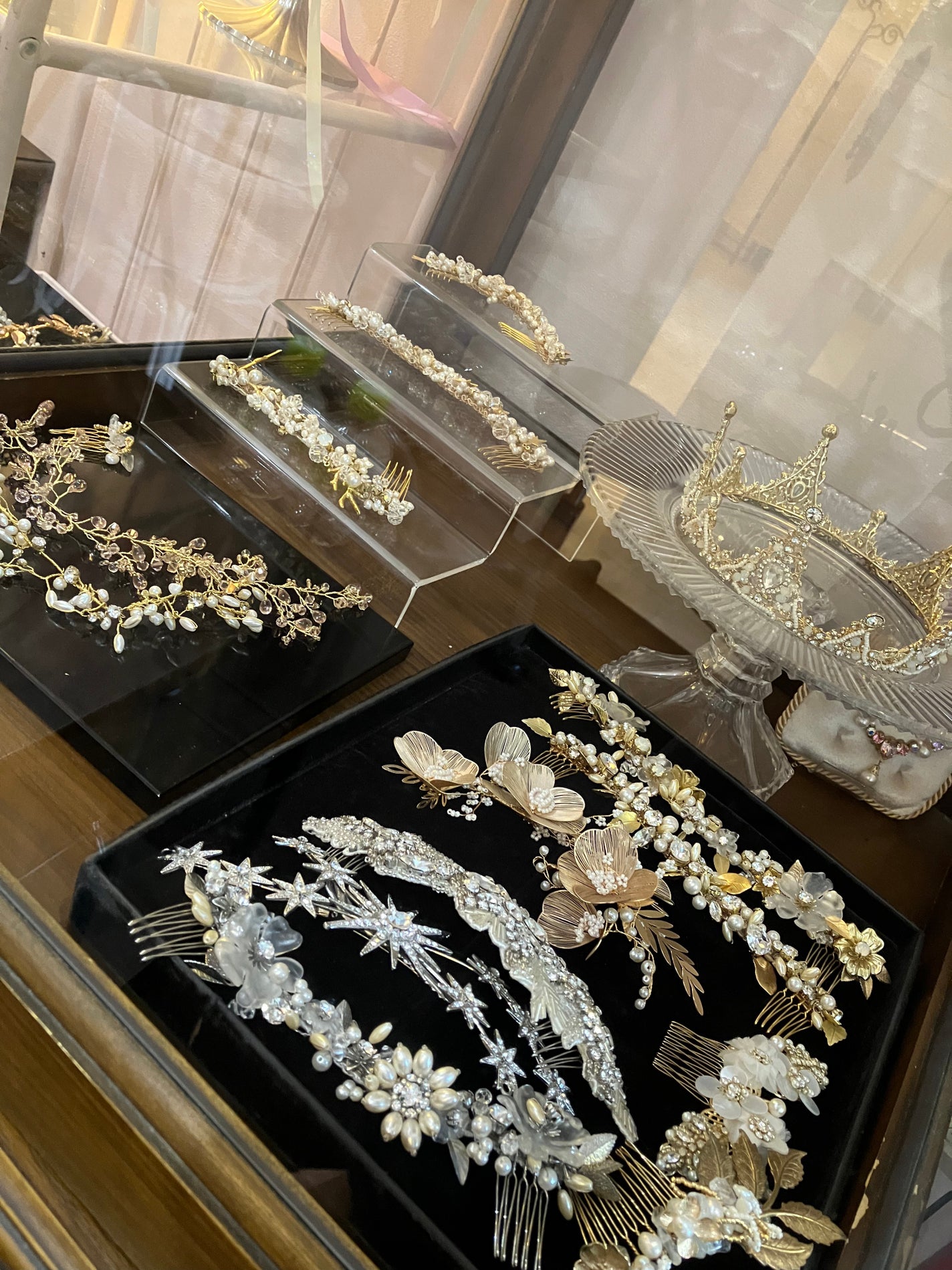 せーか on LIPS 「 フォトウエディングカラードレス👗のヘアセットです👏めちゃくち..」(5枚目)