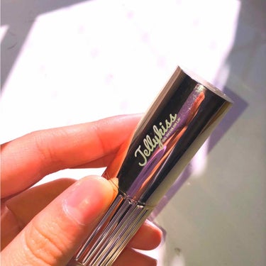 ゆうちんげーる on LIPS 「ジェリキスのリップで恋が叶うって書いてあったので買ってみたんで..」（1枚目）