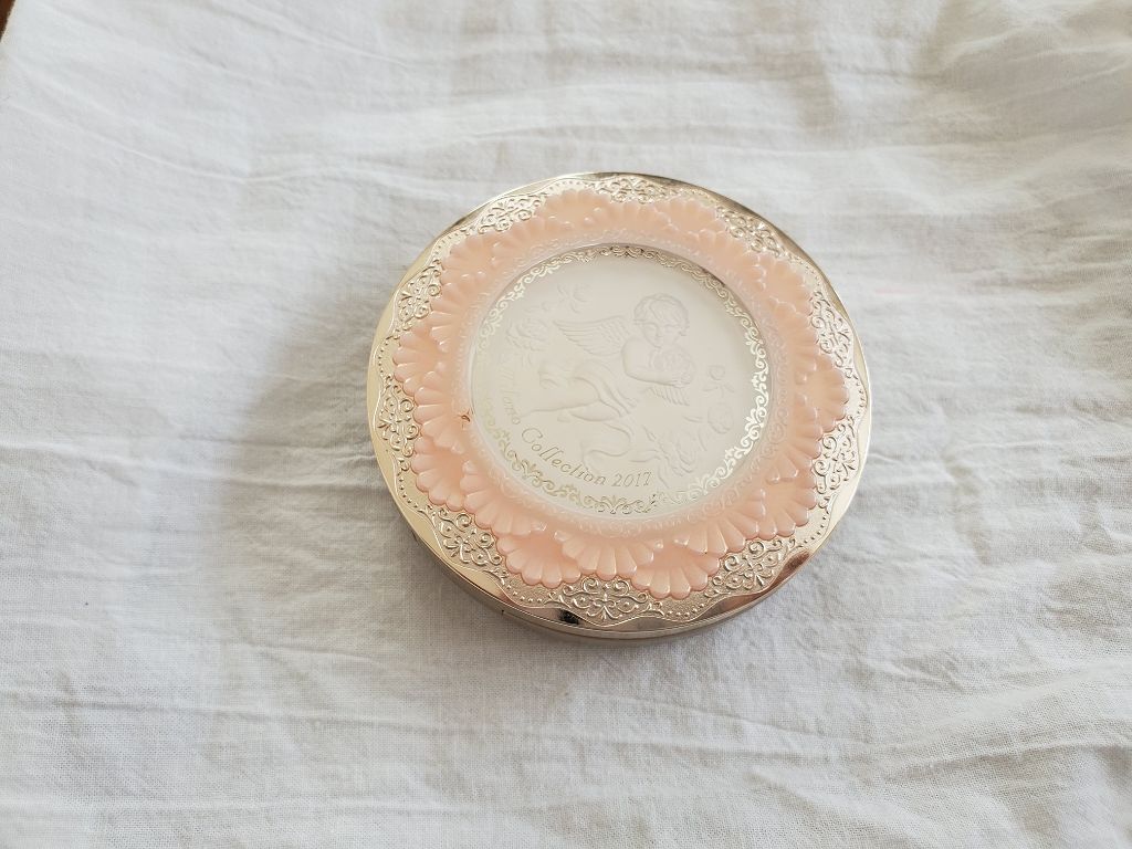 フェースアップパウダー<ミラノコレクション2017>/ミラノコレクション/プレストパウダーを使ったクチコミ(1枚目)