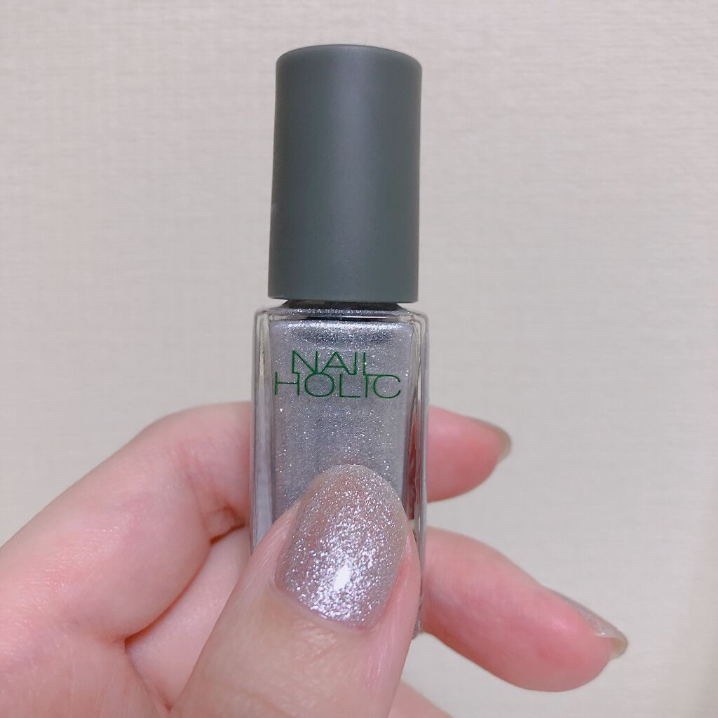 ネイルホリック リミテッドカラー Sparkle ornament/ネイルホリック/マニキュアを使ったクチコミ(3枚目)