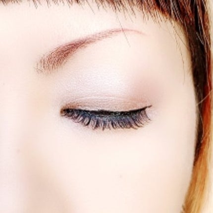 【旧】ディオールショウ サンク クルール (スプリング コレクション 2024 限定品)/Dior/アイシャドウを使ったクチコミ(4枚目)