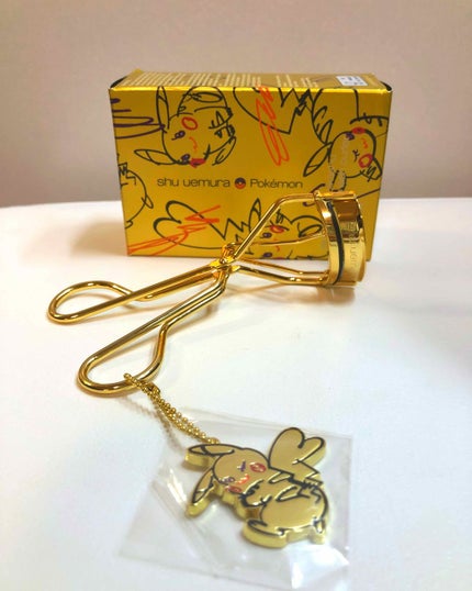 エレクトリック ゴールド ピカシュウ プレミアム アイラッシュカーラー/shu uemura/ビューラーを使ったクチコミ(4枚目)