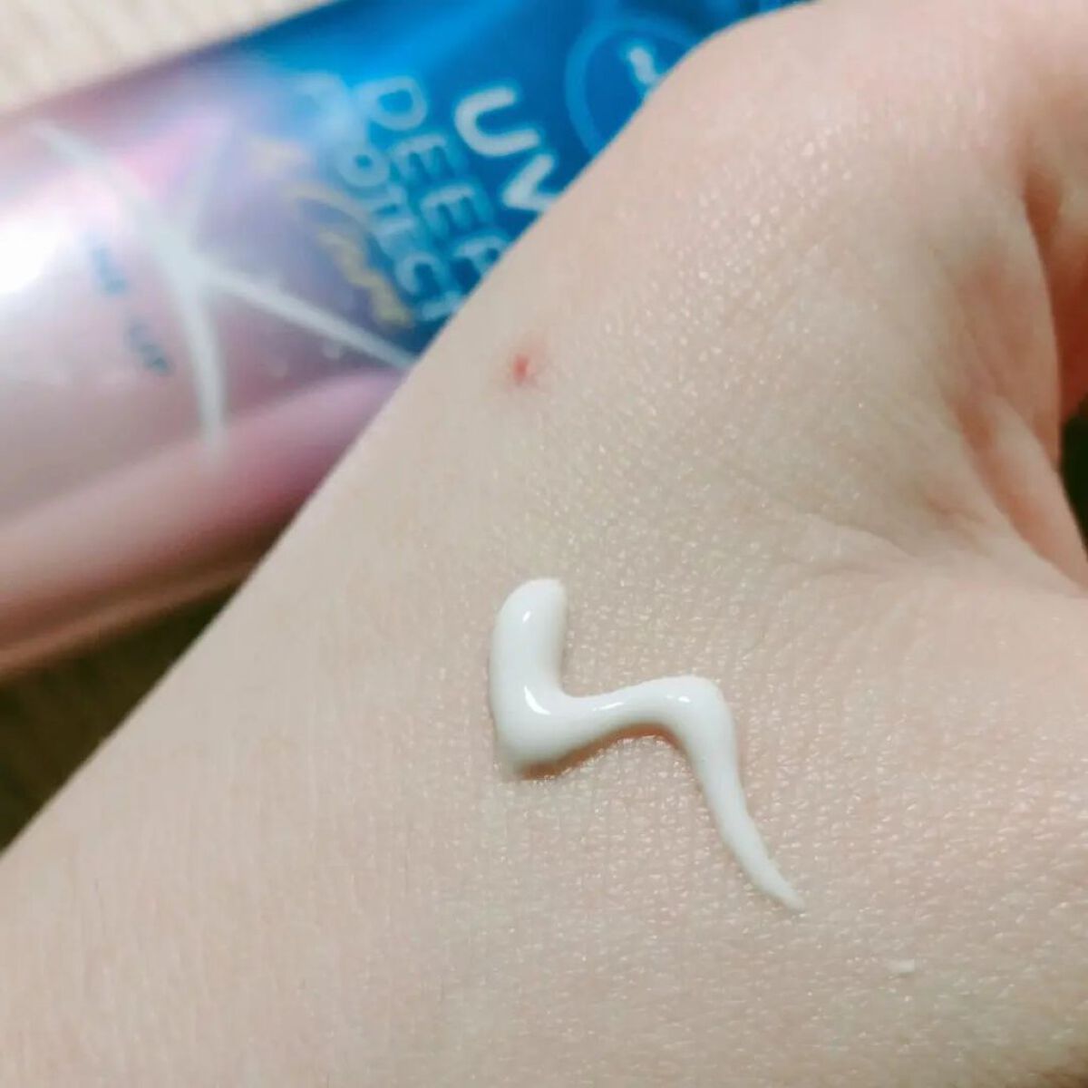 ニベアUV ディープ プロテクト＆ケア トーンアップ エッセンス/ニベア/日焼け止めローションを使ったクチコミ（2枚目）