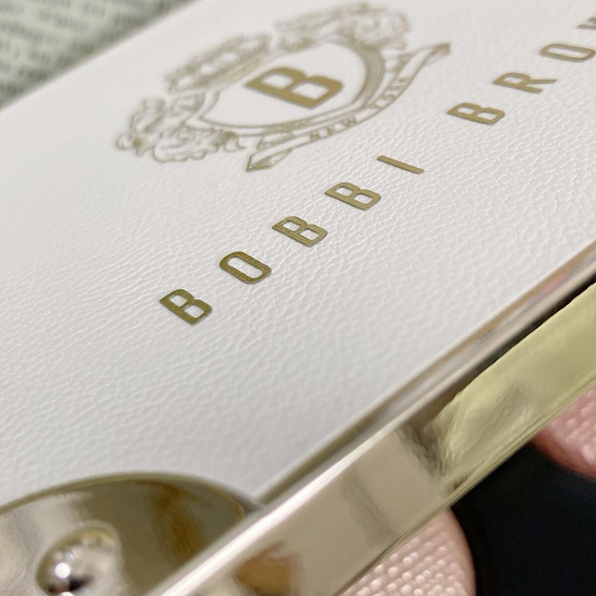 リュクス トゥ トラベル アイシャドウ パレット/BOBBI BROWN/アイシャドウパレットを使ったクチコミ（3枚目）