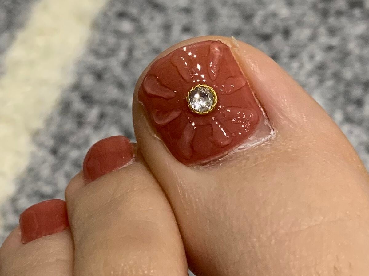 セミキュアジェルネイル(ペディキュア)/ohora/ネイルシールを使ったクチコミ(2枚目)