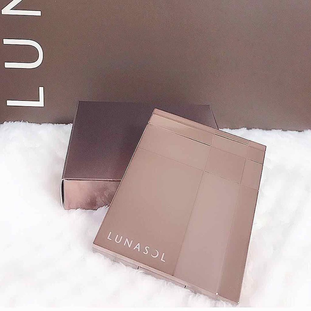 スリーディメンショナルアイズ/LUNASOL/アイシャドウパレットを使ったクチコミ(2枚目)