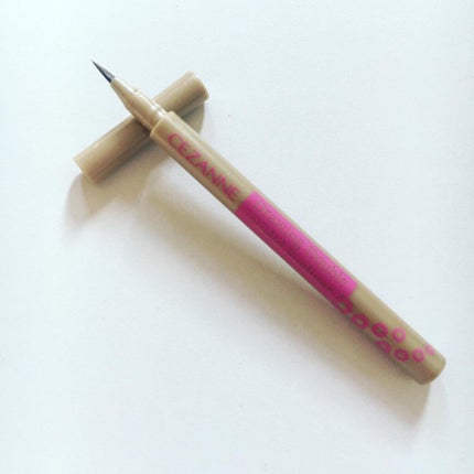 描くふたえアイライナー/CEZANNE/リキッドアイライナーを使ったクチコミ(1枚目)