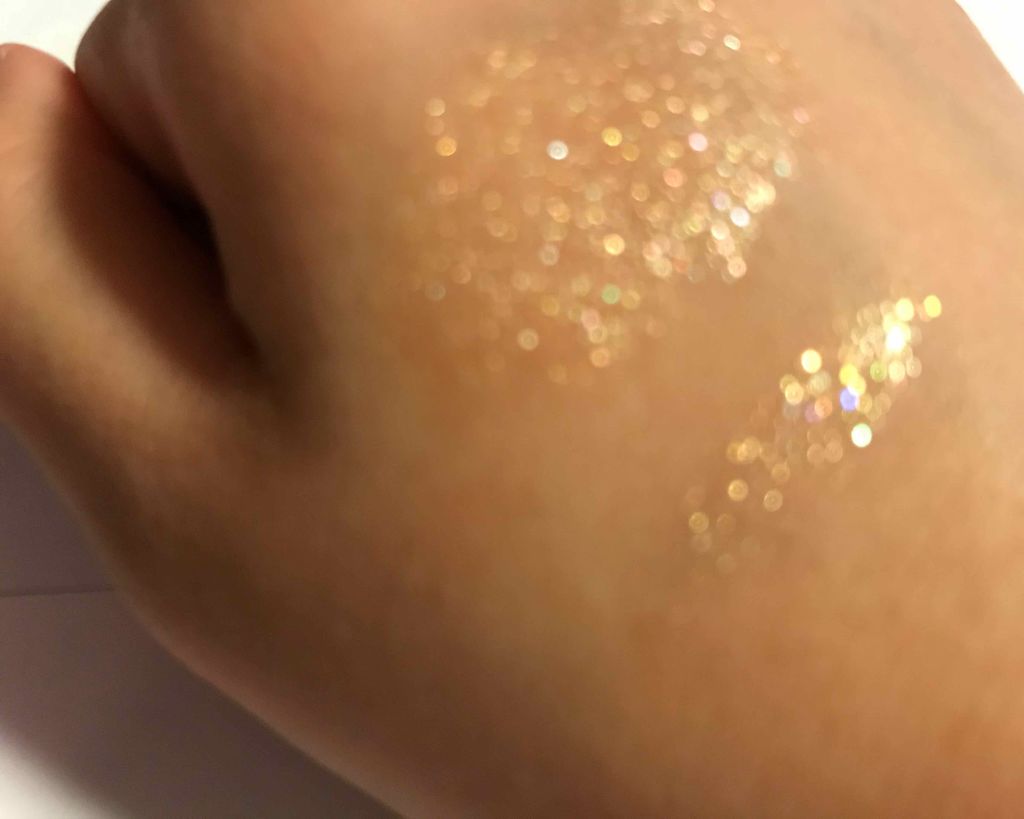 NMB48 吉田朱里 プロデュース キラキラW涙袋メーカーつき IDOL MAKE BIBLE@アカリン/主婦の友社/書籍を使ったクチコミ(3枚目)