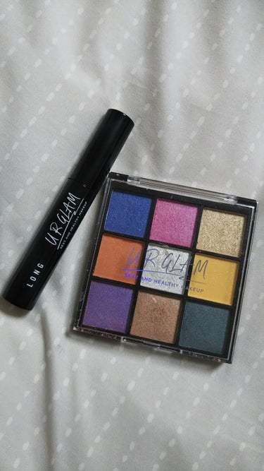 UR GLAM　BLOOMING EYE COLOR PALETTE/U R GLAM/パウダーアイシャドウを使ったクチコミ（1枚目）