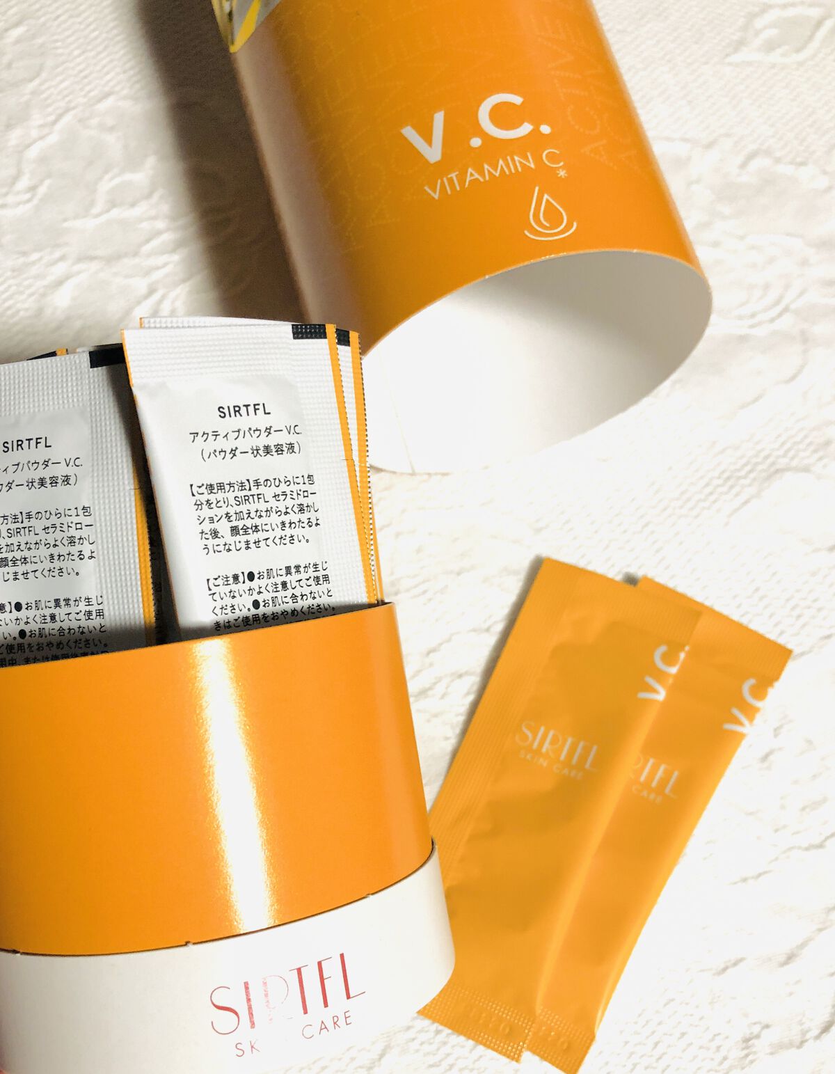 SIRTFL アクティブパウダー V.C.のクチコミ「SIRTFL
アクティブパウダーVCの紹介です

純アスコルビン酸と高浸透型アスコルビン酸をダ.....」（1枚目）