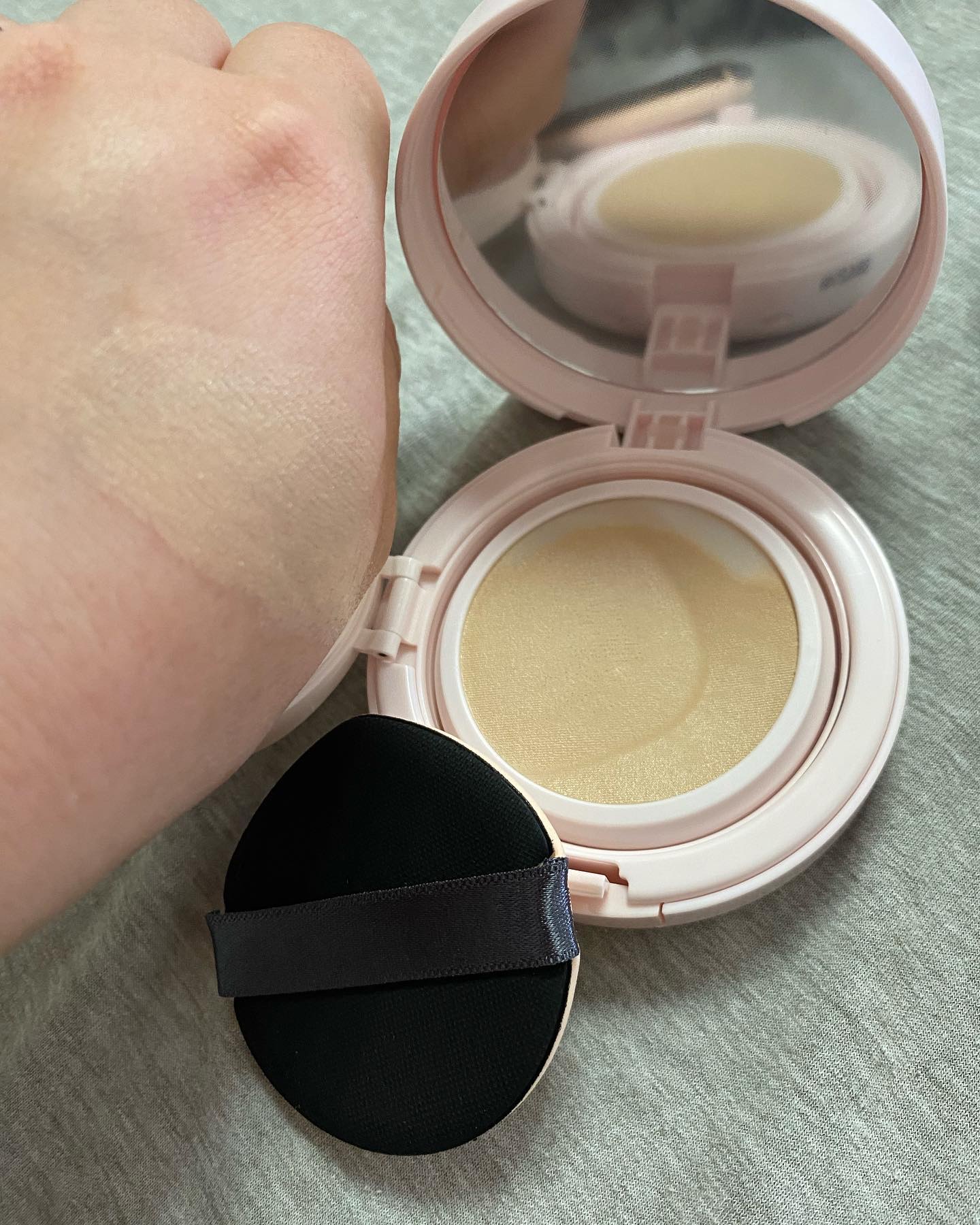 アクアリー スキンウェア カバー 01 ライトベージュ/ESPRIQUE/クッションファンデーションを使ったクチコミ（2枚目）