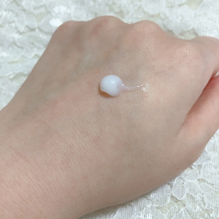 キュレル 潤浸保湿 美容液のクチコミ「♡キュレル♡
潤浸保湿 美容液
40g

消炎+セラミドケア美容液✨

みずみずしいジェルみた.....」（3枚目）