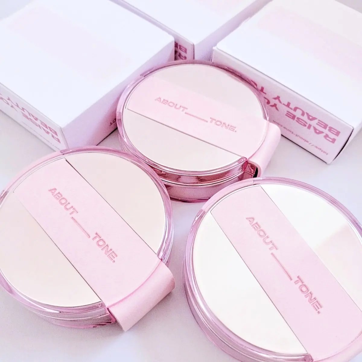 ザ・ブラーパウダーパクト/ABOUT TONE/プレストパウダーを使ったクチコミ（1枚目）