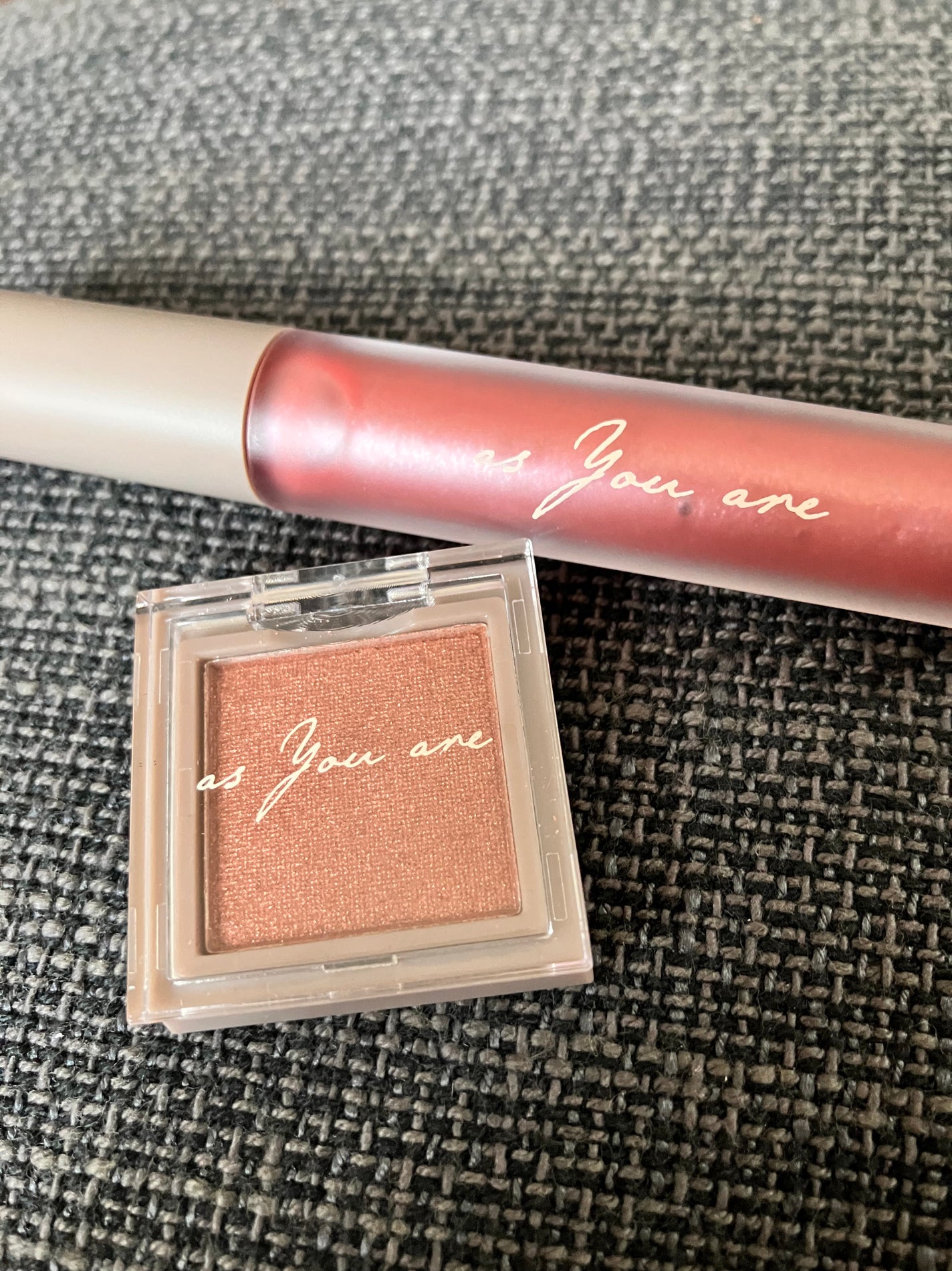 ラスボス on LIPS 「ニトリで購入すごくない!?見た目もすごく大人っぽくて、色もめっ..」(1枚目)