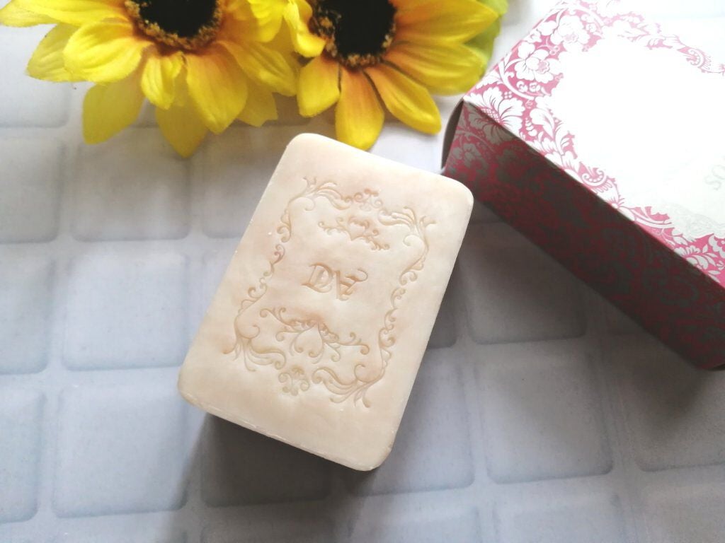 薔薇はちみつ石鹸/麗凍化粧品/洗顔石鹸を使ったクチコミ(2枚目)