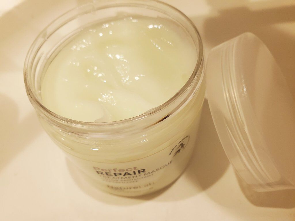 パーフェクト リペア ヘアトリートメントマスク/NatureLab. TOKYO/ヘアマスク・ヘアパックを使ったクチコミ（1枚目）