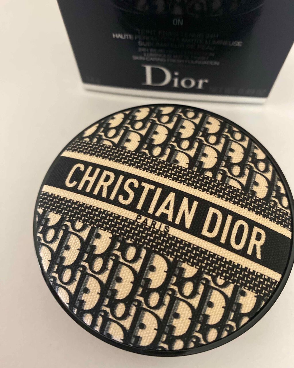 ディオールスキン フォーエヴァー クッション ディオールマニア エディション/Dior/クッションファンデーションを使ったクチコミ（2枚目）