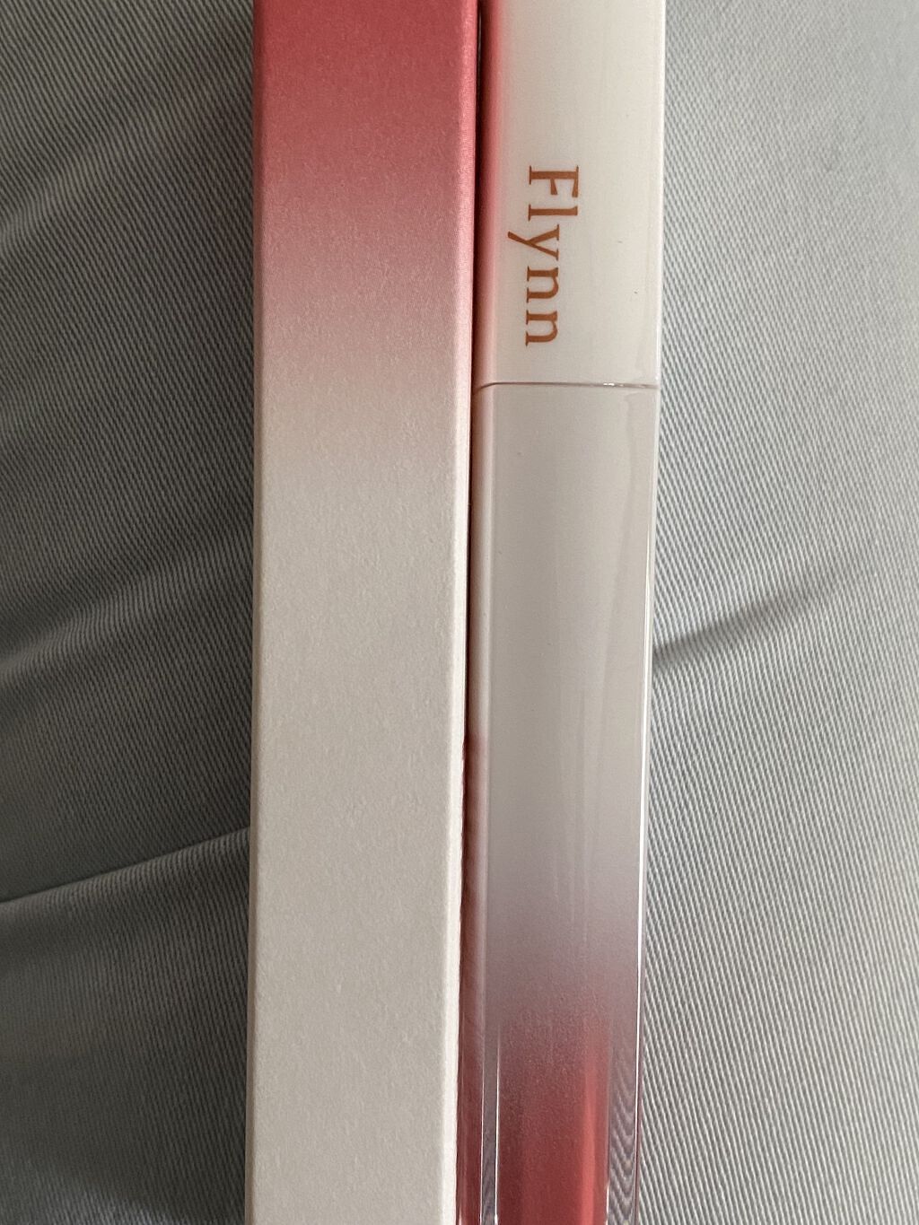 イリュージョンコーティングティント 303 ROMANCE PEONY/Flynn/リップティントを使ったクチコミ（1枚目）